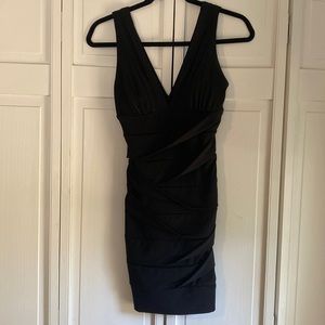 BLACK ELEGANT BODYCON DRESS